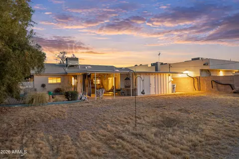 Exterior - 3834 E Indian School Rd, Phoenix, AZ 85018 photo 3 of 13