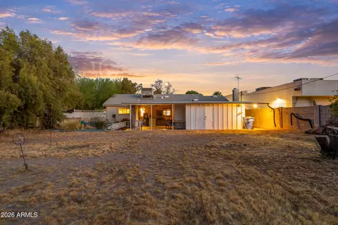 Exterior - 3834 E Indian School Rd, Phoenix, AZ 85018 photo 2 of 13