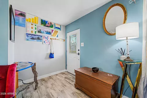 Entry Way - 1001 E Belmont Ave, Phoenix, AZ 85020 photo 3 of 3