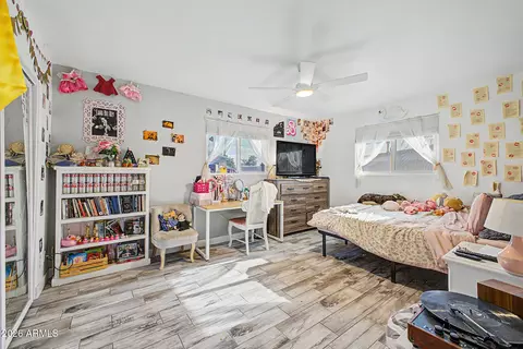 Bedroom - 1001 E Belmont Ave, Phoenix, AZ 85020 photo 4 of 6
