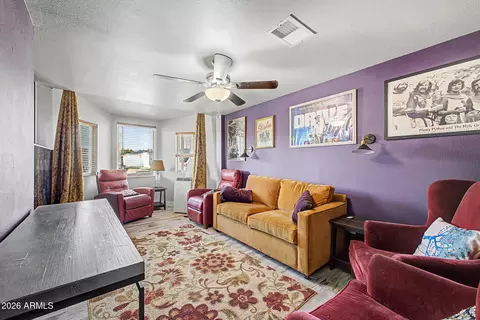 Living - 1001 E Belmont Ave, Phoenix, AZ 85020 photo 4 of 6