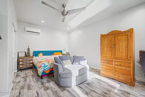 Bedroom - 1001 E Belmont Ave, Phoenix, AZ 85020 photo 1 of 6