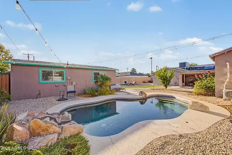 Exterior - 1001 E Belmont Ave, Phoenix, AZ 85020 photo 7 of 10