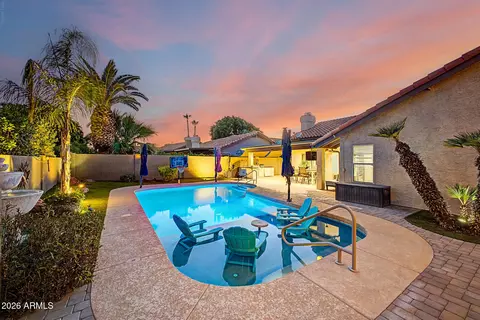 Exterior - 1149 W Iris Dr, Gilbert, AZ 85233 photo 8 of 17