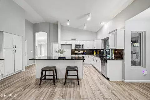 Kitchen - 1149 W Iris Dr, Gilbert, AZ 85233 photo 1 of 4