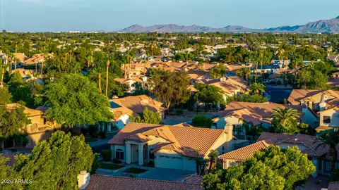 View/Area - 1149 W Iris Dr, Gilbert, AZ 85233 photo 10 of 13