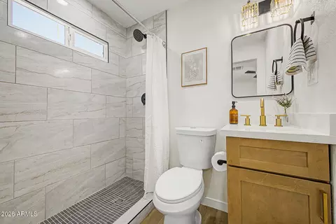 Bath - 3436 E Acoma Dr, Phoenix, AZ 85032 photo 3 of 3