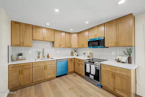 Kitchen - 3436 E Acoma Dr, Phoenix, AZ 85032 photo 4 of 4