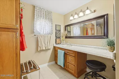 Bath - 17708 E Bluejay Dr, Mayer, AZ 86333 photo 1 of 2