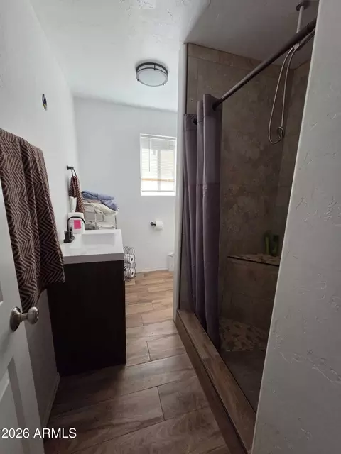 Bath - 1405 E 9th St, Douglas, AZ 85607 photo 1 of 8