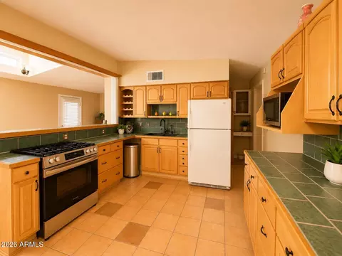 Kitchen - 7105 E Aspen Ave, Mesa, AZ 85208 photo 2 of 2