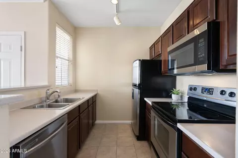 Kitchen - 1720 E Thunderbird Rd #3113, Phoenix, AZ 85022 photo 1 of 2