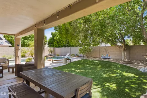 Exterior - 15609 S 7th St, Phoenix, AZ 85048 photo 2 of 7
