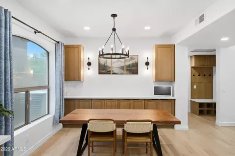 Dining - 15609 S 7th St, Phoenix, AZ 85048 photo 2 of 4