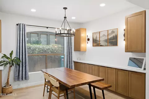 Dining - 15609 S 7th St, Phoenix, AZ 85048 photo 3 of 4