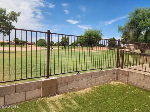 6860 S Tamarron Way, Chandler, AZ 85249