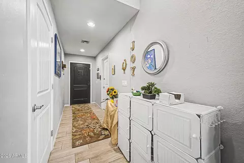 Entry Way - 1939 Encinas Ln, Phoenix, AZ 85040 photo 3 of 3