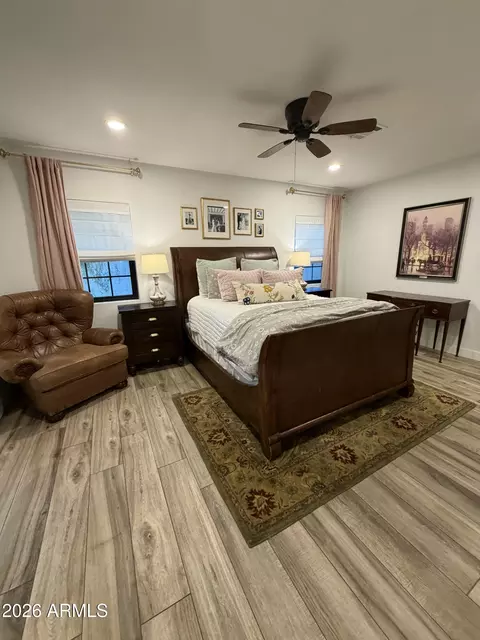 Bedroom - 3501 E Piccadilly Rd, Phoenix, AZ 85018 photo 1 of 3