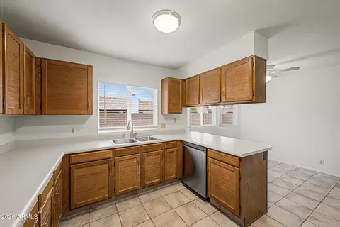 Kitchen - 2631 E Minton St, Mesa, AZ 85213 photo 2 of 3