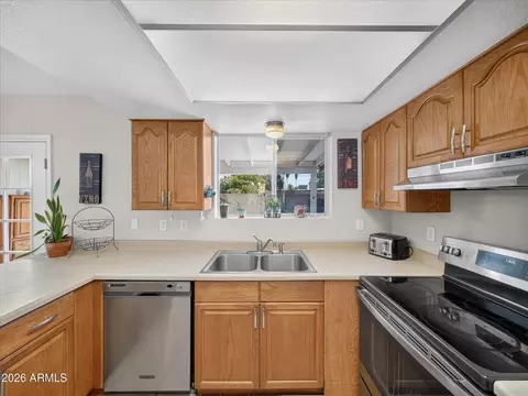Kitchen - 2509 E Highland St, Mesa, AZ 85213 photo 3 of 4