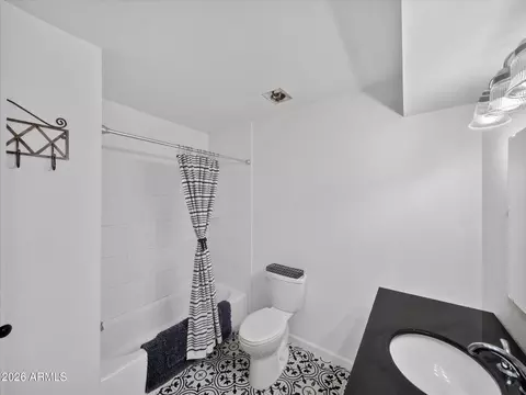 Bath - 2509 E Highland St, Mesa, AZ 85213 photo 3 of 5