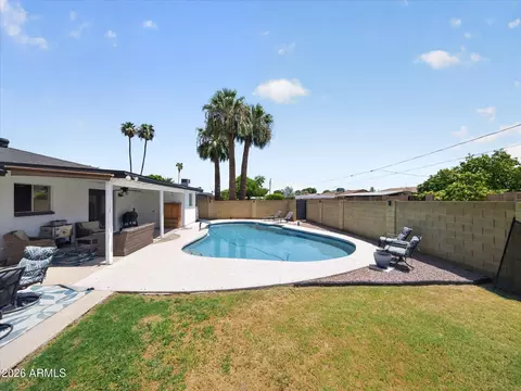 Exterior - 2509 E Highland St, Mesa, AZ 85213 photo 10 of 14