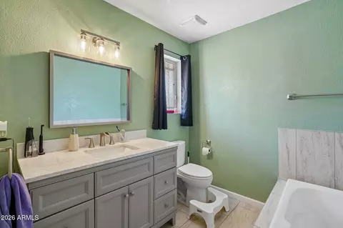 Bath - 7259 Edgewood Ave, Mesa, AZ 85208 photo 3 of 3