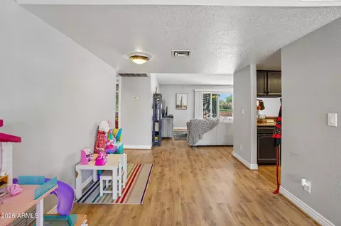 Entry Way - 7259 Edgewood Ave, Mesa, AZ 85208 photo 1 of 1