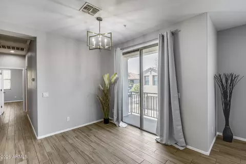 Entry Way - 2941 E Darrow St, Phoenix, AZ 85042 photo 5 of 7