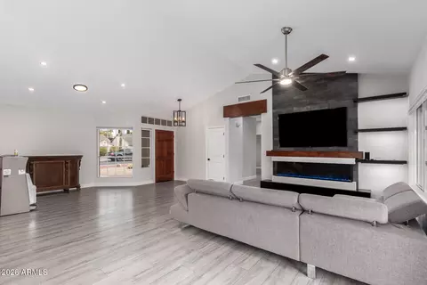Living - 4537 E Towne Ln, Gilbert, AZ 85234 photo 3 of 3