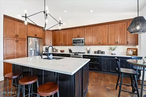 Kitchen - 1819 E Monarch Bay Dr, Gilbert, AZ 85234 photo 3 of 5