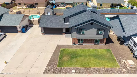 View/Area - 6104 E Ingram St, Mesa, AZ 85205 photo 1 of 8