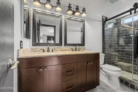 Bath - 6104 E Ingram St, Mesa, AZ 85205 photo 2 of 4