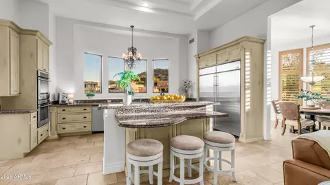 Kitchen - 1744 E Desert Willow Dr, Phoenix, AZ 85048 photo 1 of 7