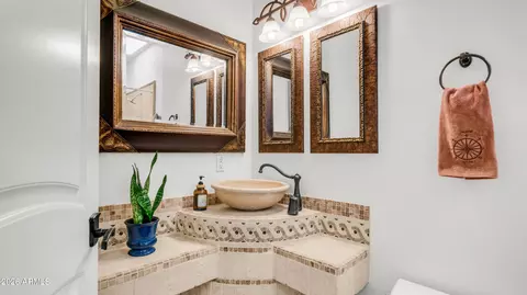 Bath - 1744 E Desert Willow Dr, Phoenix, AZ 85048 photo 9 of 9