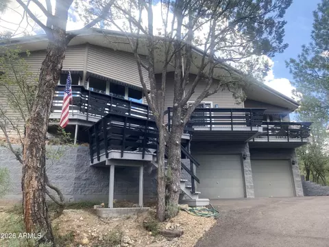 911 Sugarloaf Rd, Prescott, AZ 86303