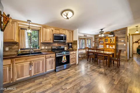 2191 Gingerbread Ln, Overgaard, AZ 85933 photo 32