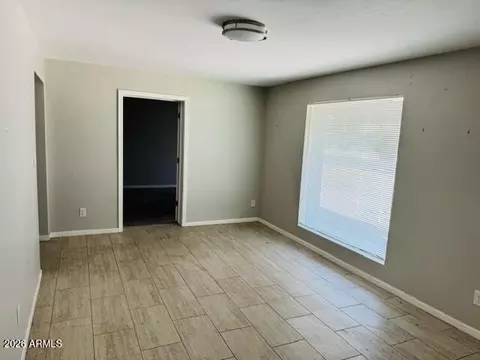 Living - 2915 W Montecito Ave, Phoenix, AZ 85017 photo 3 of 3