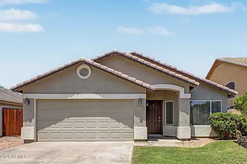 Exterior - 3900 E Tremaine Ave, Gilbert, AZ 85234 photo 1 of 5