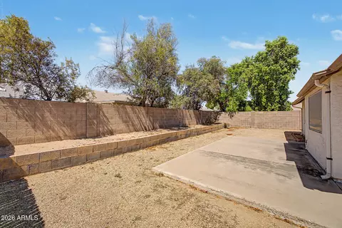 Exterior - 818 W Oraibi Dr, Phoenix, AZ 85027 photo 5 of 5