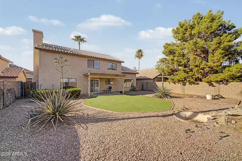 Exterior - 2031 E Parkside Ln, Phoenix, AZ 85024 photo 5 of 7