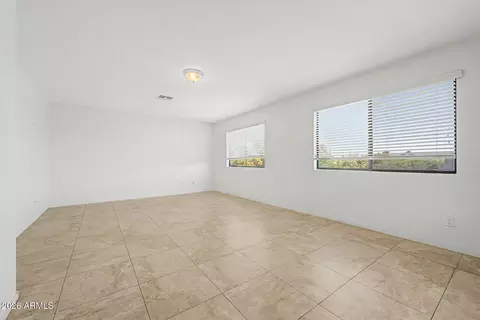 Living - 2031 E Parkside Ln, Phoenix, AZ 85024 photo 9 of 10