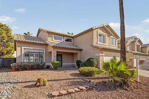 Exterior - 2031 E Parkside Ln, Phoenix, AZ 85024 photo 3 of 7