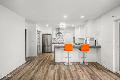 Kitchen - 7803 E Kiowa Ave, Mesa, AZ 85209 photo 1 of 4