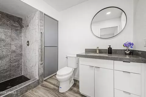 Bath - 7803 E Kiowa Ave, Mesa, AZ 85209 photo 1 of 2