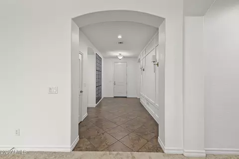 Entry Way - 2769 E Rakestraw Ln, Gilbert, AZ 85298 photo 2 of 2