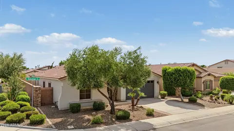 Exterior - 2769 E Rakestraw Ln, Gilbert, AZ 85298 photo 1 of 4