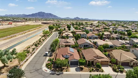 View/Area - 2769 E Rakestraw Ln, Gilbert, AZ 85298 photo 3 of 8