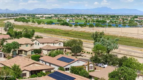 View/Area - 2769 E Rakestraw Ln, Gilbert, AZ 85298 photo 4 of 8