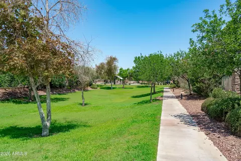 Exterior - 2304 E Hidalgo Ave, Phoenix, AZ 85040 photo 4 of 4